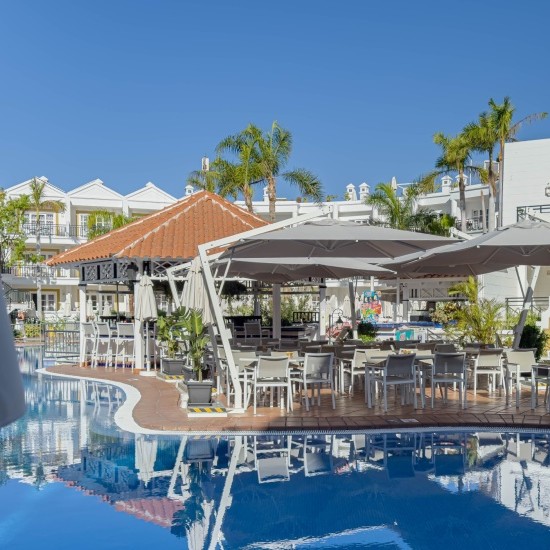 Vacation apartments in Parque del Sol, Costa Adeje, with spacious rooms and all the amenities for a perfect stay in Tenerife.